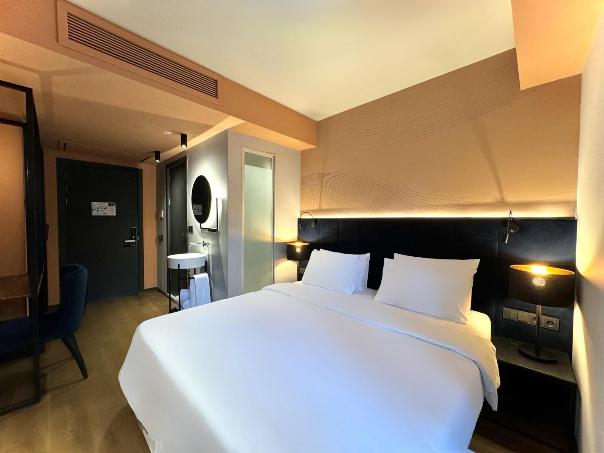 Tbilisi Edition - Design Hotel & Private Spa Bagian luar foto